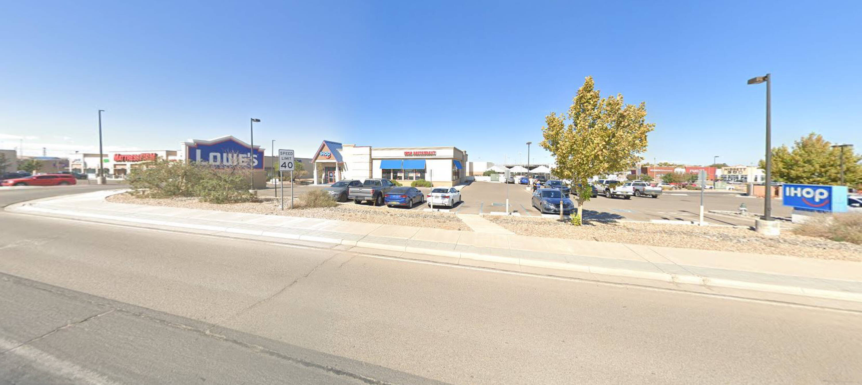"Prime IHOP Investment on Fee Simple Land in Los Lunas